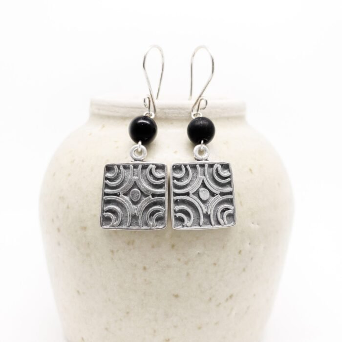 Aretes Sello Cuadrado